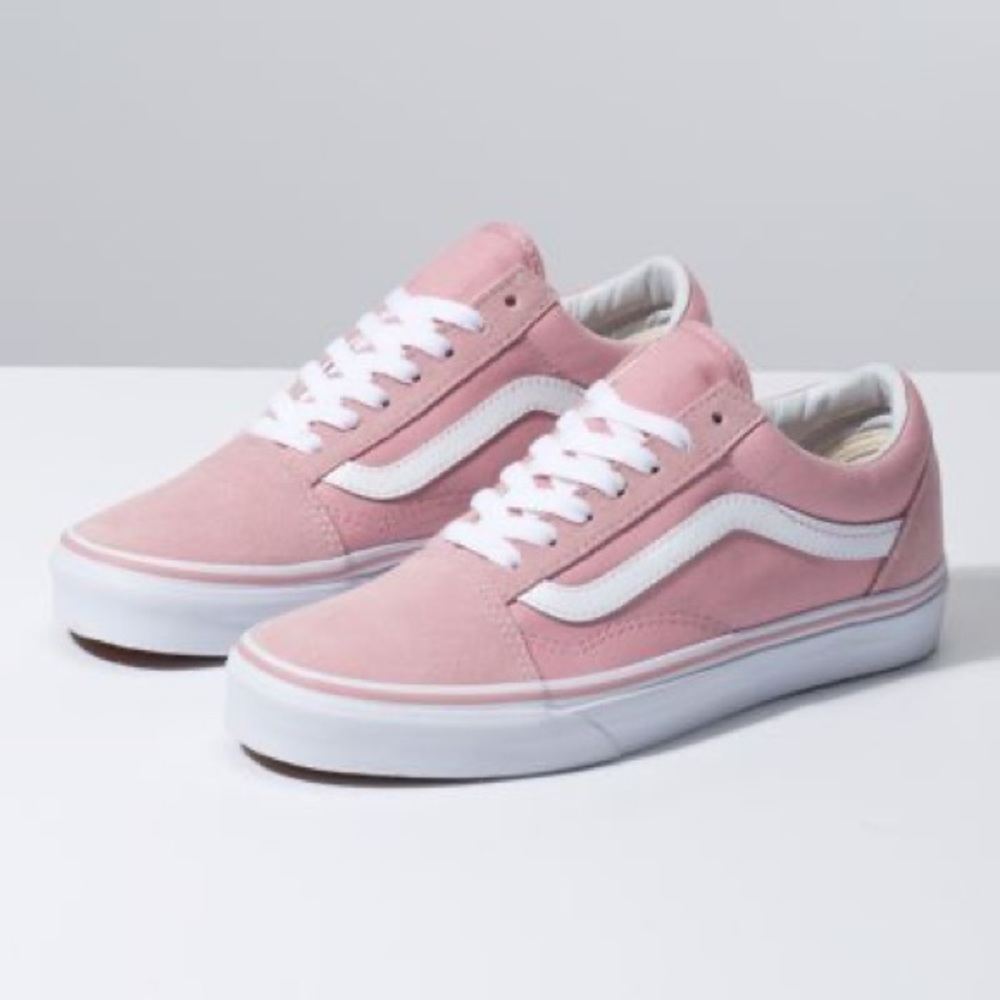 Women’s Pastel Pink Vans Old Skool